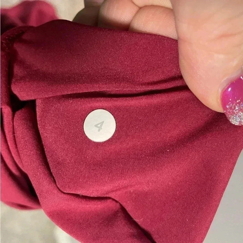 Lululemon Om Pant - Picture 8 of 9